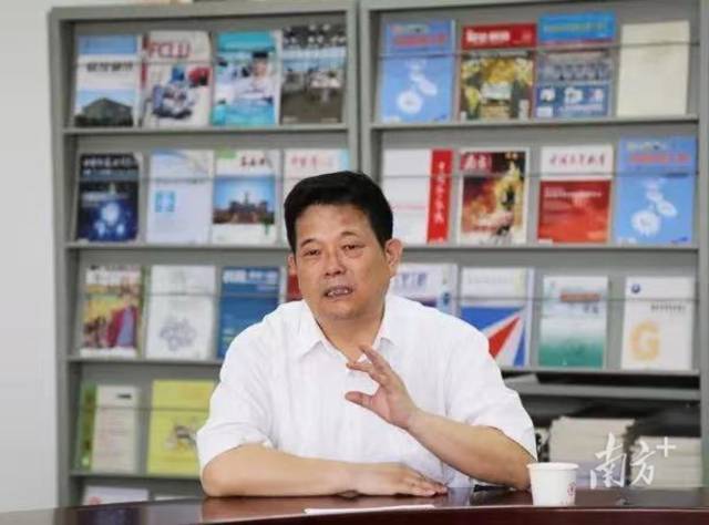 1.压球app入口站官网教授陈新。图片来源:压球app入口站官网 1.压球app入口站官网教授陈新。图片来源:压球app入口站官网